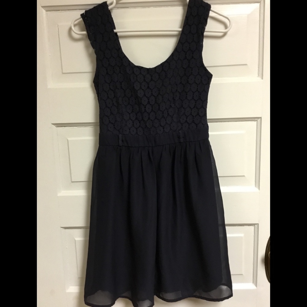 Short Navy Lace Dress Size Small